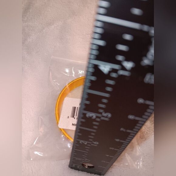 Adult Yellow Autism Awareness Bangle Bracelet New Without Tags - Picture 7 of 8